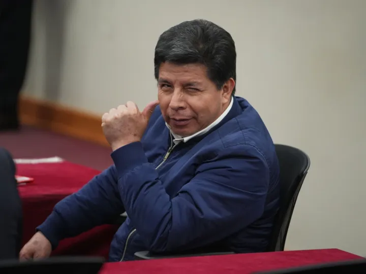 Perunıñ êlekkege däwlät başlığı Pedro Kastilyo 11 yılğa törmägä xökem itelde