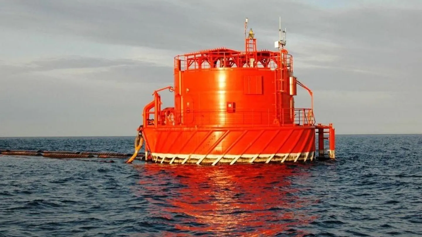 Удар по крупнейшему нефтяному терминалу России