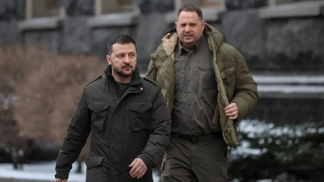 رئیس دفتر زلنسکی در ارتباط با یک پرونده فساد برکنار شد