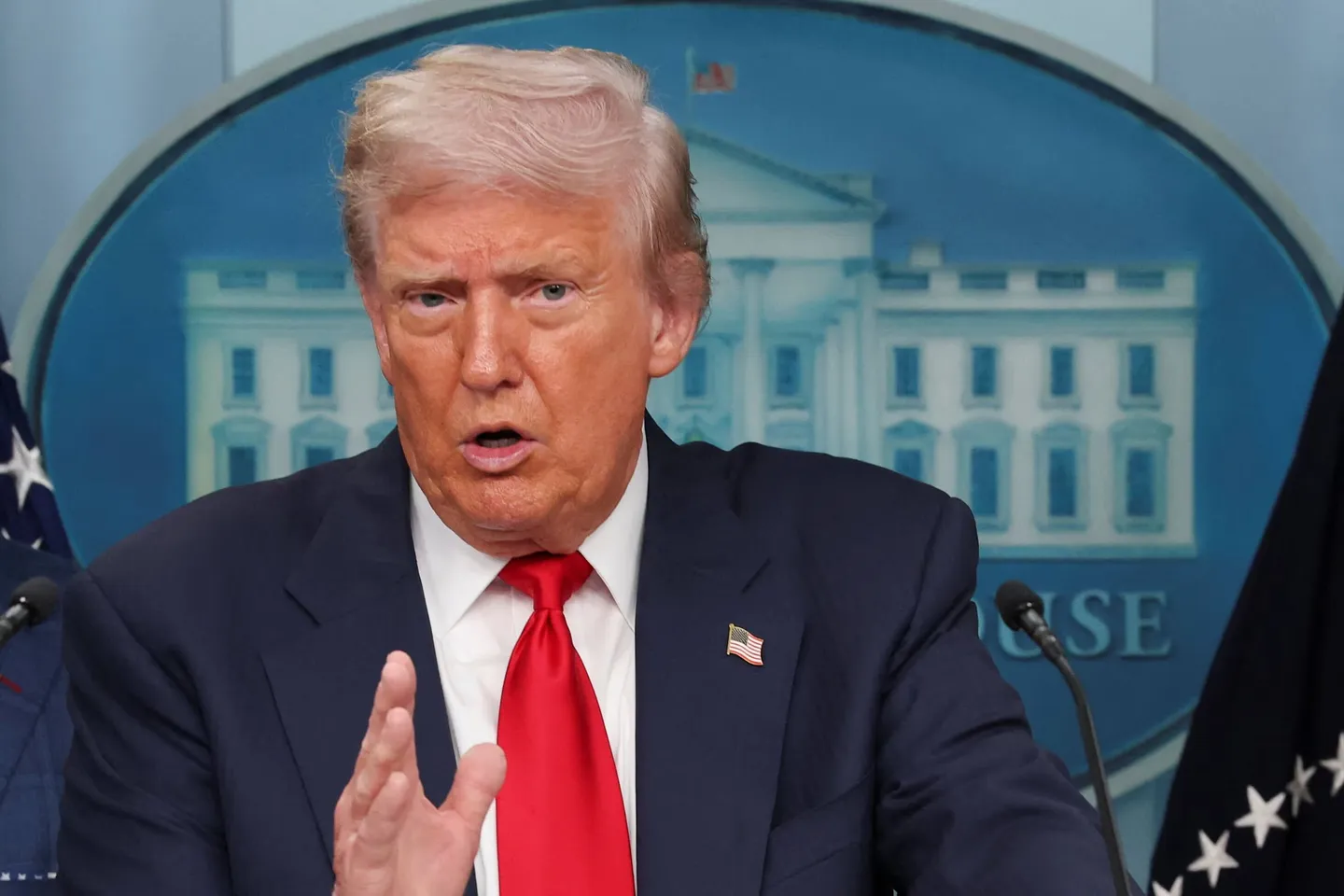 Трамп пока не планирует передавать Украине «Томагавки»