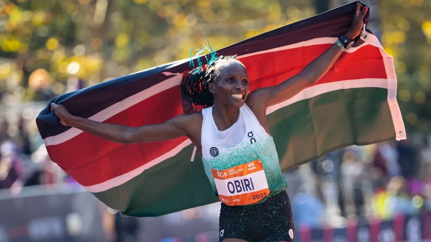 Wanariadha wa Kenya washinda mbio za marathon za New York kwa wanaume na wanawake