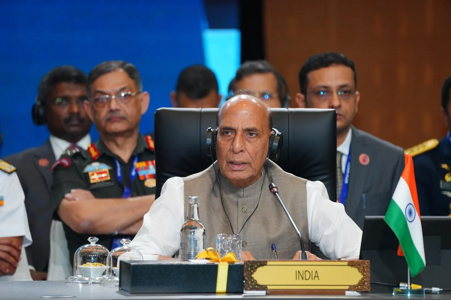 हिंद-प्रशांत क्षेत्र को किसी प्रकार के दबाव से मुक्त रहना चाहिए: ASEAN में भारतीय रक्षा मंत्री