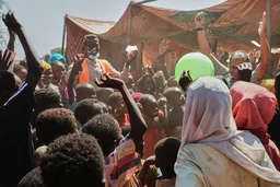 ¿Cuál es la estrategia en Al Fasher, Sudán, de las Fuerzas de Apoyo Rápido, más conocidas como RSF?