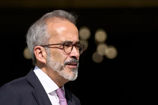 मध्य पूर्व संकट पर पाकिस्तान की मध्यस्थता कोशिशों को पुर्तगाल का समर्थन