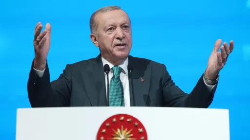 أردوغان يطلق برنامج لدعم سوريا ويدين المجازر في غزة والضفة والسودان