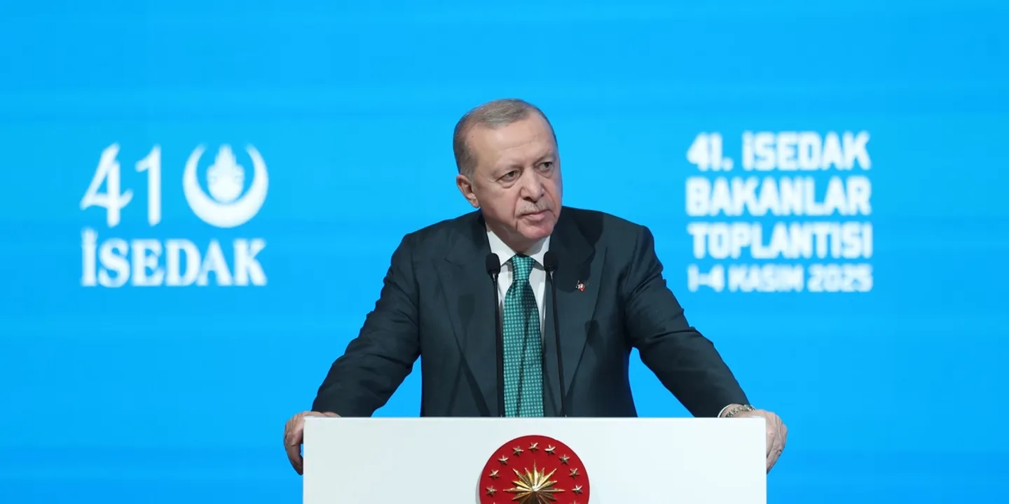Erdogan condena mortes de civis em Al Fasher, no Sudão, e menciona sobre a guerra em Gaza