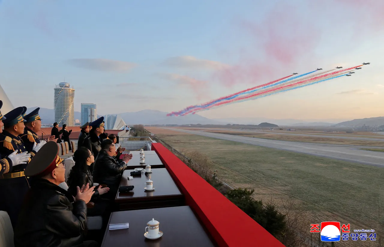 북한 김정은, 공군에 '새로운 전략적 군사 자산' 제공할 것이라고 밝혀