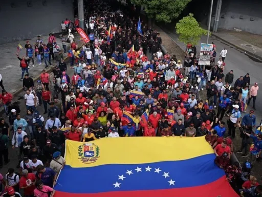 Venezuela condena ameaça 'colonialista' de Trump de encerramento do espaço aéreo