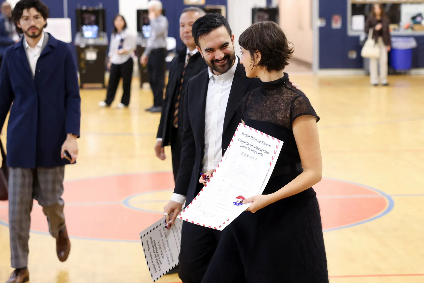 Polls open in New York mayoral race as Mamdani holds double-digit lead over Cuomo