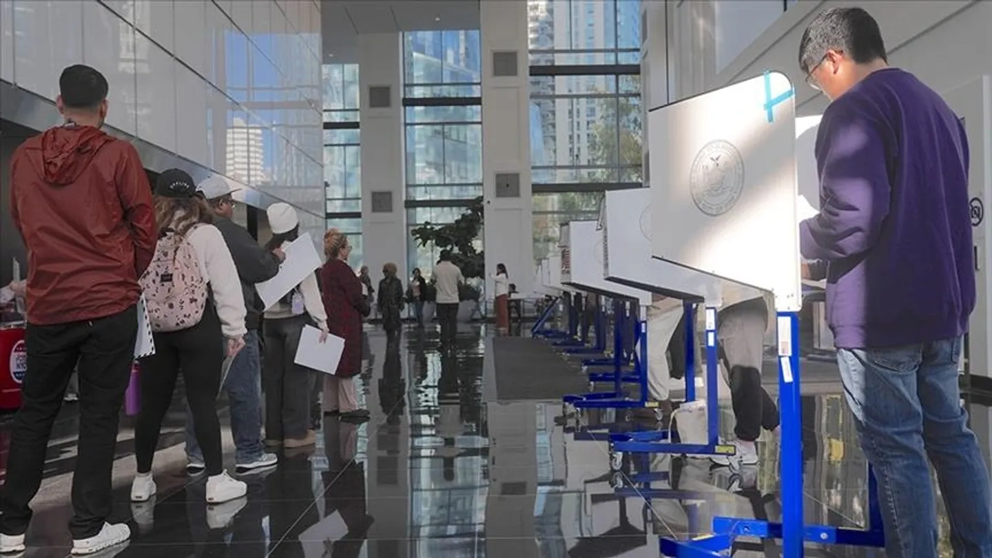 Banorët e Nju Jorkut votojnë për kryetarin e ri të bashkisë