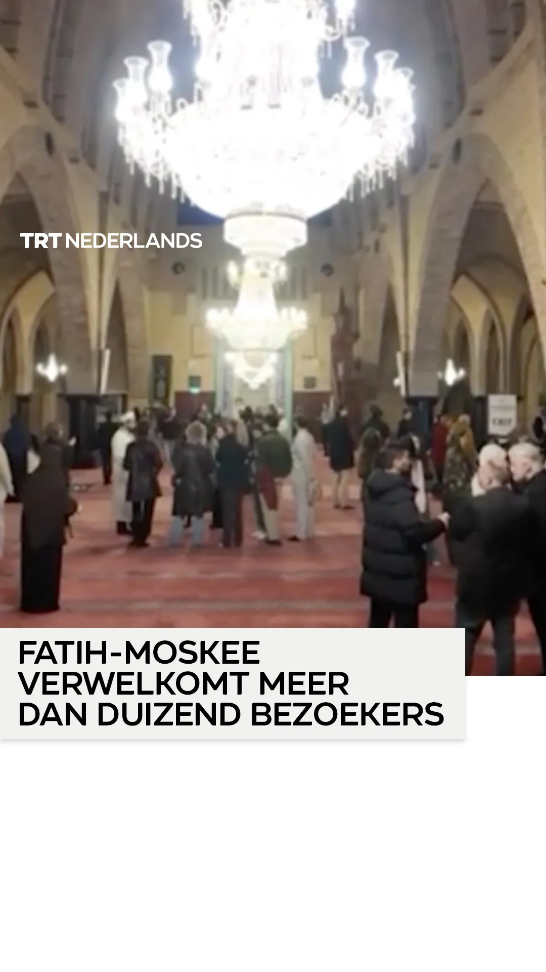 De Fatih-moskee in Amsterdam verwelkomde meer dan duizend bezoekers tijdens de 'Museumnacht'