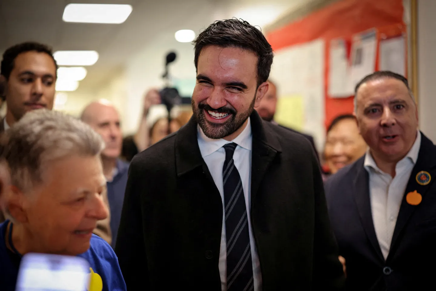 New York élit son maire, le socialiste Zohran Mamdani est donné favori selon les sondages