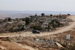 گزارش نهاد حقوقی: تخریب بیش از ۳۰۰ سازه فلسطینی در کرانه باختری در ۲۰۲۶