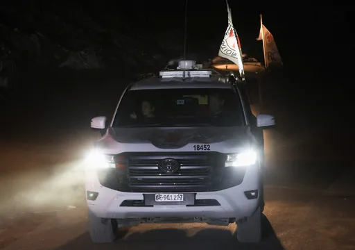 إسرائيل تعلن التعرف على جثة أسير إسرائيلي سلَّمتها "القسام"