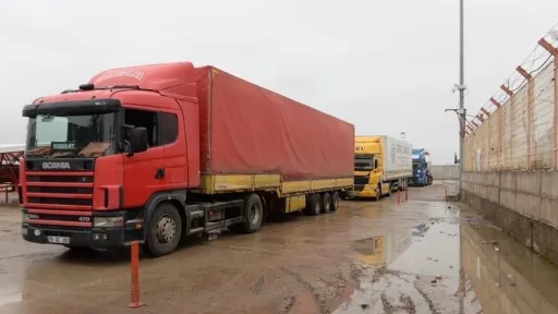 Türkiye e Síria abrem o trânsito aos transportes em novembro