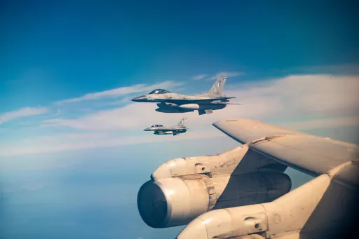 جيش الاحتلال الإسرائيلي يجري مناورة جوية مشتركة مع اليونان للتزوُّد بالوقود جواً