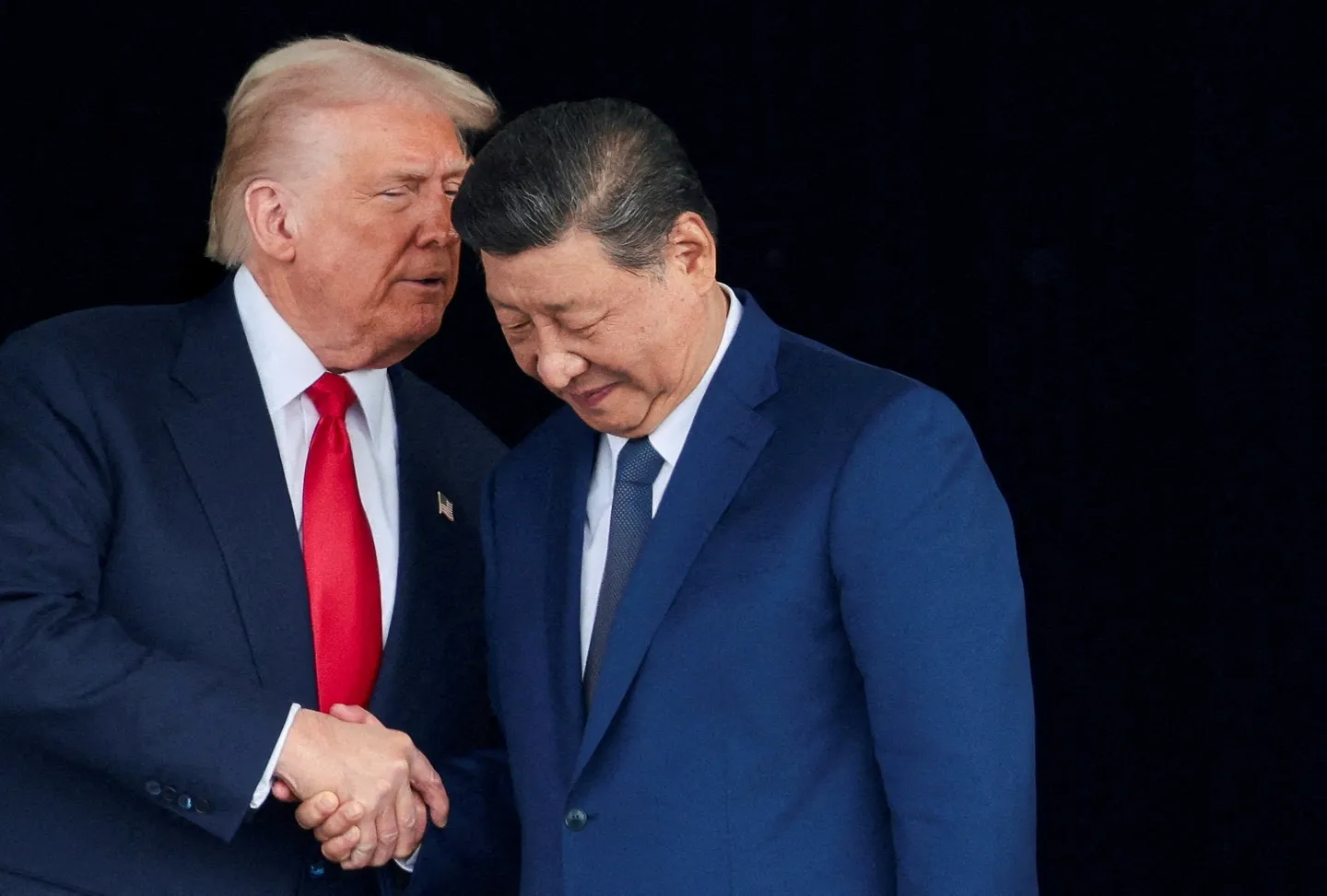 China extinde suspendarea taxelor suplimentare la bunurile din SUA pentru un an după discuțiile dintre Xi și Trump