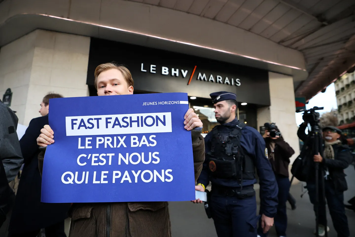 Arrivée tourmentée de Shein à Paris pour sa première boutique