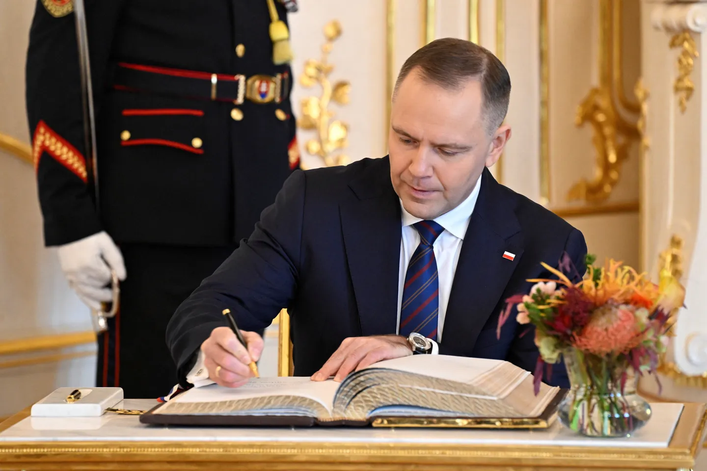 Prezydent Nawrocki: nie będzie dalszych przedłużeń wsparcia socjalnego dla Ukraińców