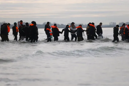 Europese Commissie bestempelt België en Nederland als landen met 'risico op migratiedruk'