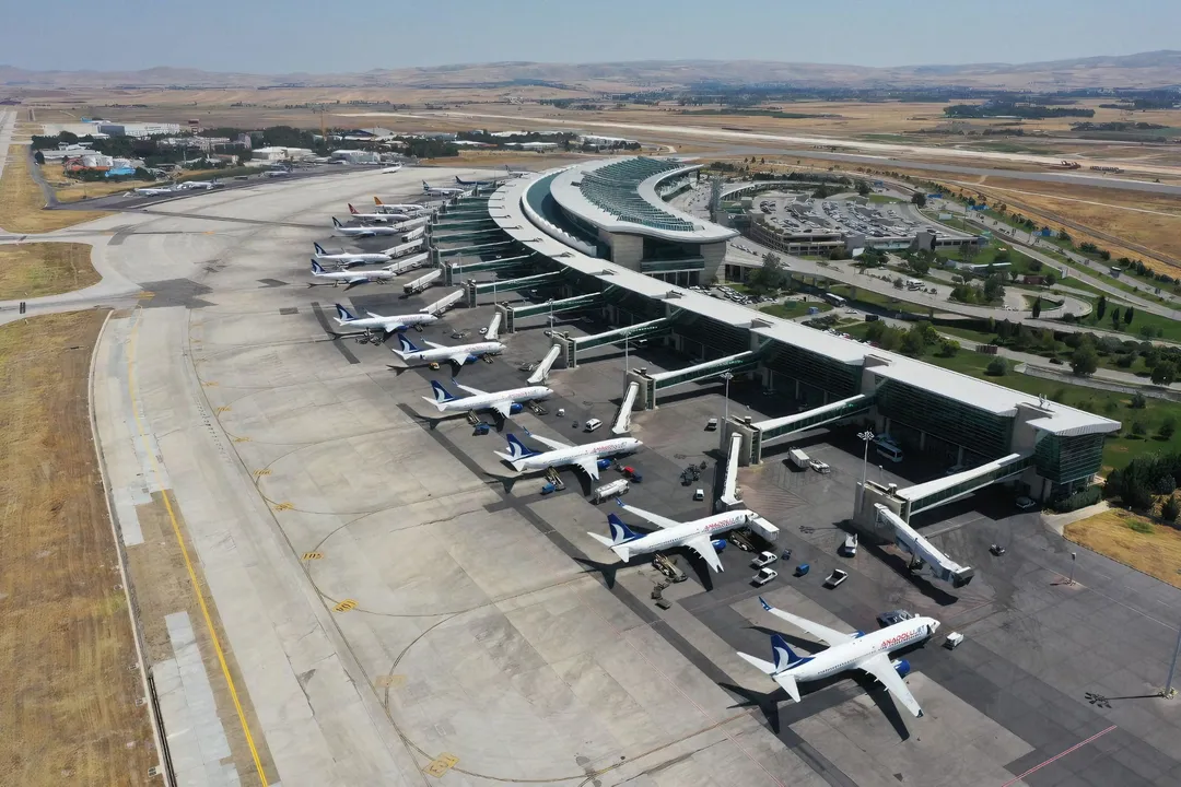 فرودگاههای ترکیه در ۱۰ ماه اول سال از ۲۱۱ میلیون مسافر میزبانی کردند