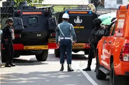 جکارتہ میں ایک اسکول کمپلیکس میں واقع مسجد میں دھماکہ، 54 افراد زخمی