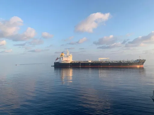 Crew rescued after pirates attack tanker off Somalia