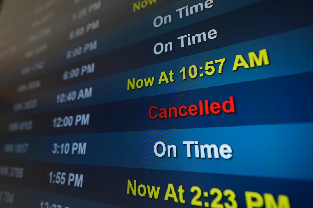More than 2,000 flights cancelled nationwide in US as government shutdown drags