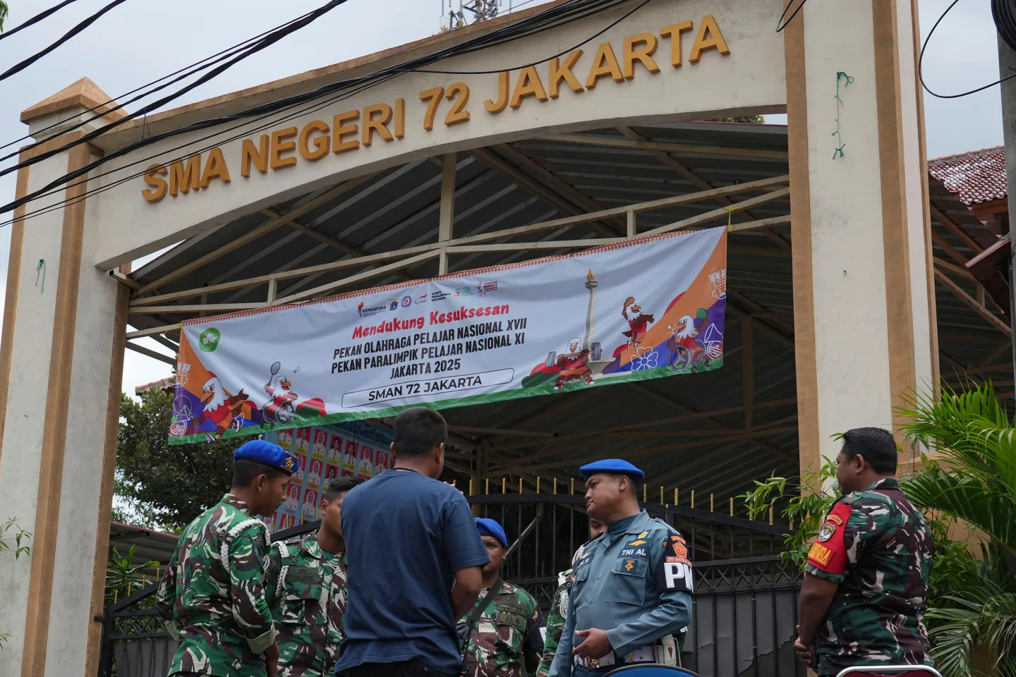 Diari tersangka pengeboman SMAN 72 ungkap pelaku terisolasi dan aktif di grup ekstremis online