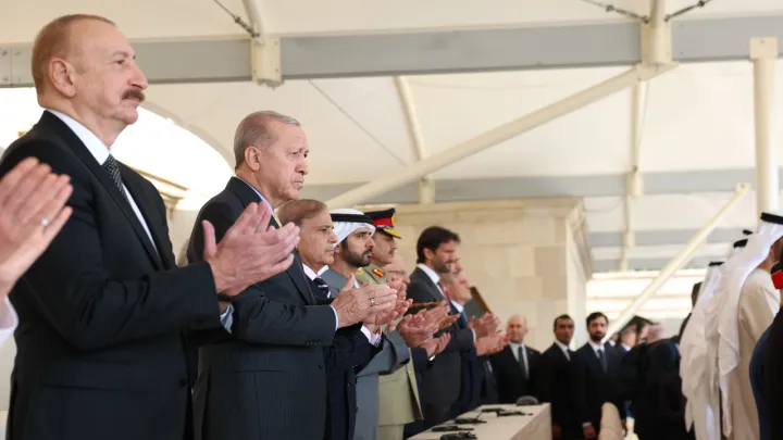 Алиев отметил вклад Турции в победу Азербайджана