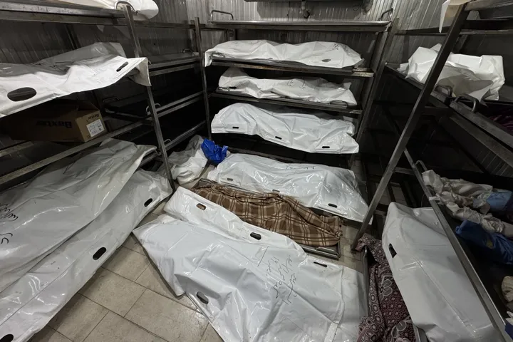 Unexploded Israeli ordnance kills one Palestinian child in southern Gaza