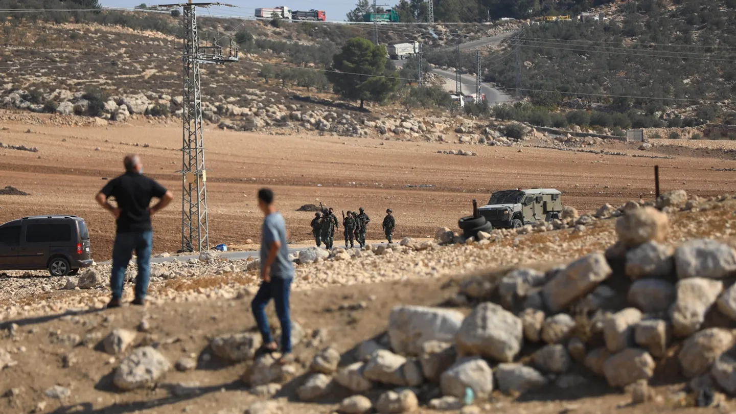 Múltiplas vítimas palestinianas com a intensificação de ataques de colonos israelitas na Cisjordânia