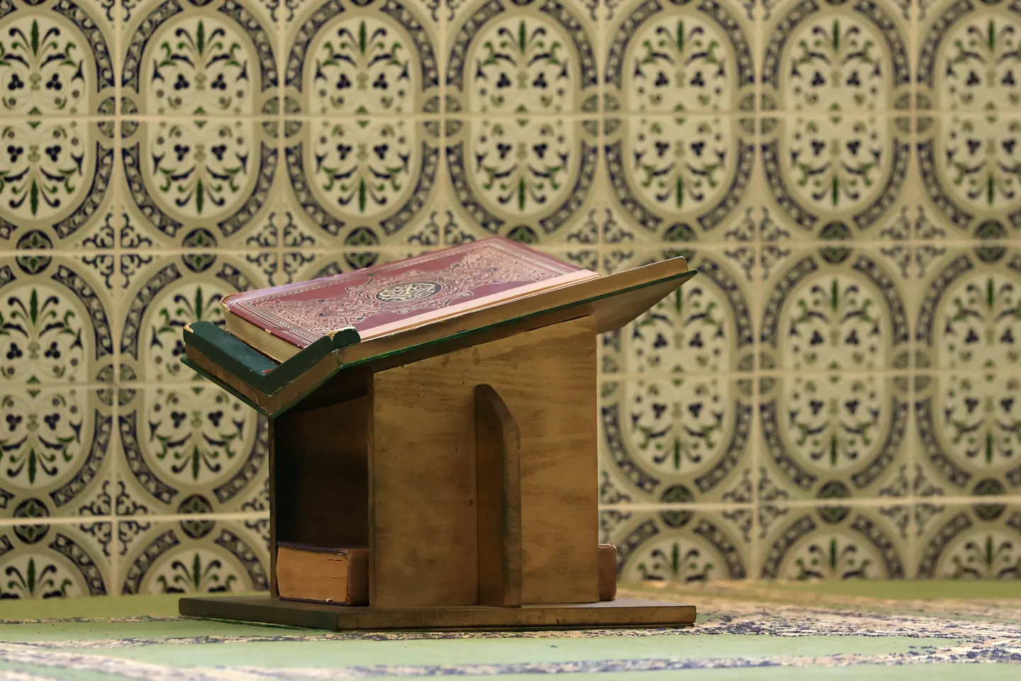 Salinan Al-Quran dirusak di masjid Prancis, di tengah meningkatnya kebencian terhadap Muslim