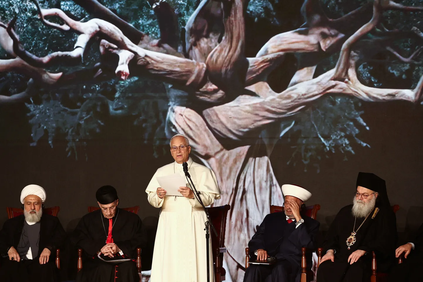 Папата Лав XIV вели дека единството и мирот се можни на Блискиот Исток и покрај предизвиците