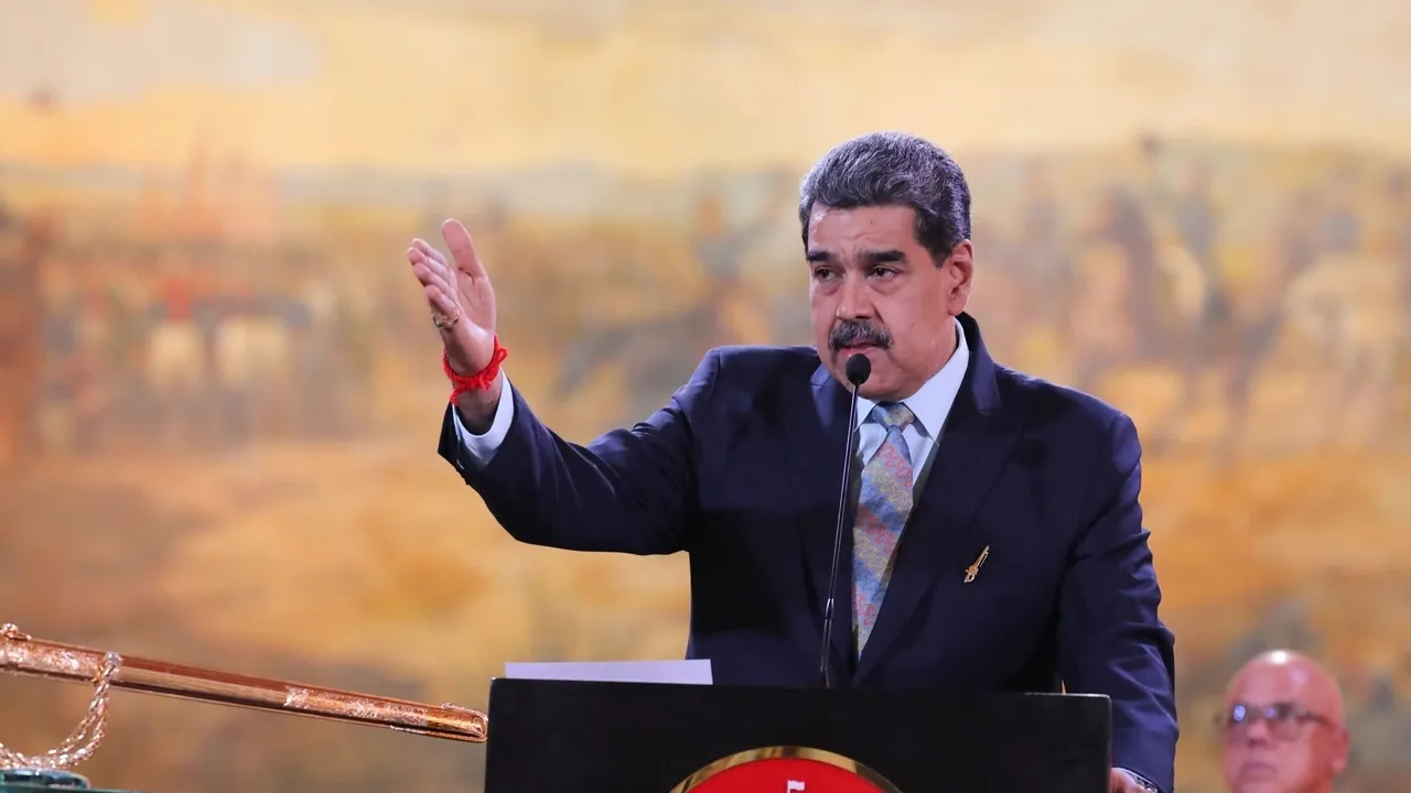 Мадуро согласился уйти в отставку?