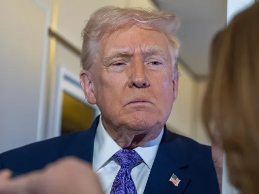 Trump diz que a suspensão do asilo nos EUA durará 'muito tempo'