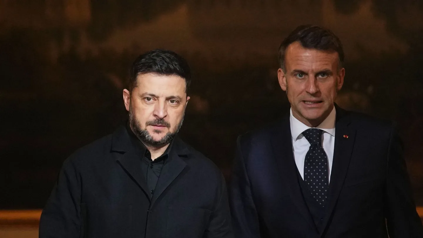 زيلينسكي يقول إن الخطة الأمريكية "تبدو أفضل"..  وماكرون: لا سلام دون وجود كييف والأوروبيين