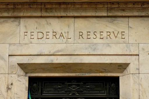 US Fed slashes rates for third time amid deepening rift