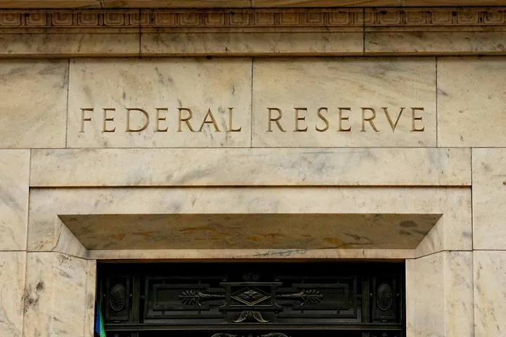US Fed slashes rates for third time amid deepening rift