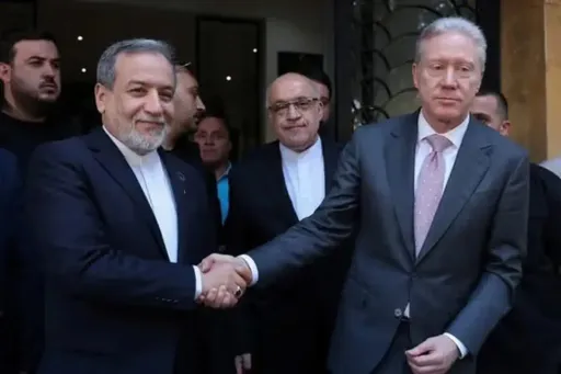 عقب دعوة من عراقجي.. وزير خارجية لبنان يرفض زيارة طهران ويدعو إلى لقاء بدولة محايدة