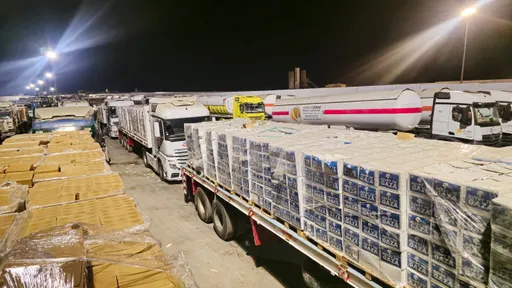 اقتصاد التنسيقات.. كيف تُشنّ الحرب على جيوب الغزّيّين؟