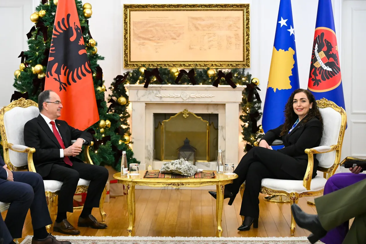 Presidentja e Kosovës, Vjosa Osmani priti homologun e Shqipërisë, Bajram Begaj