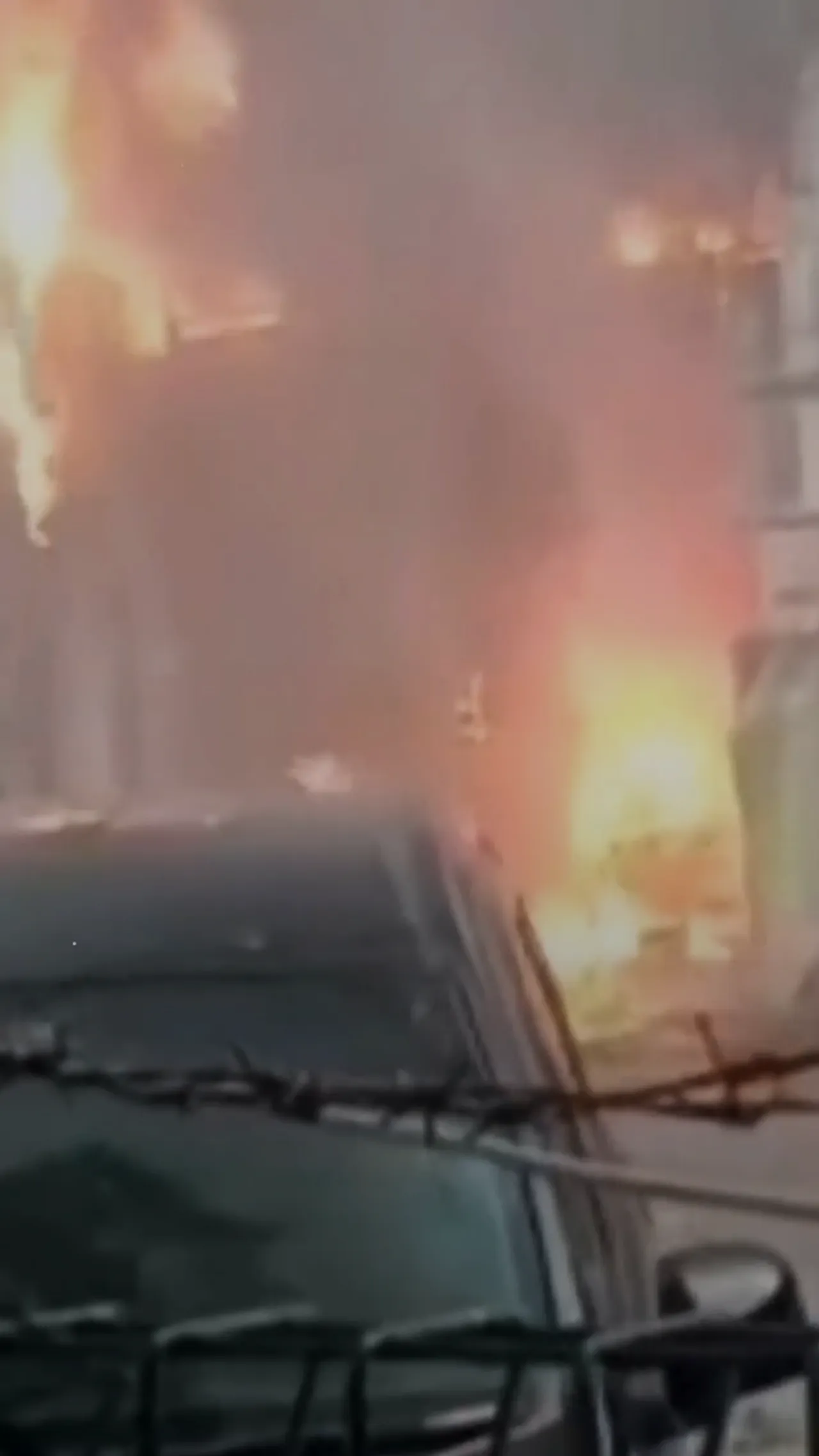 Kebakaran besar di gedung terra drone, diduga akibat ledakan baterai tewaskan 22 orang