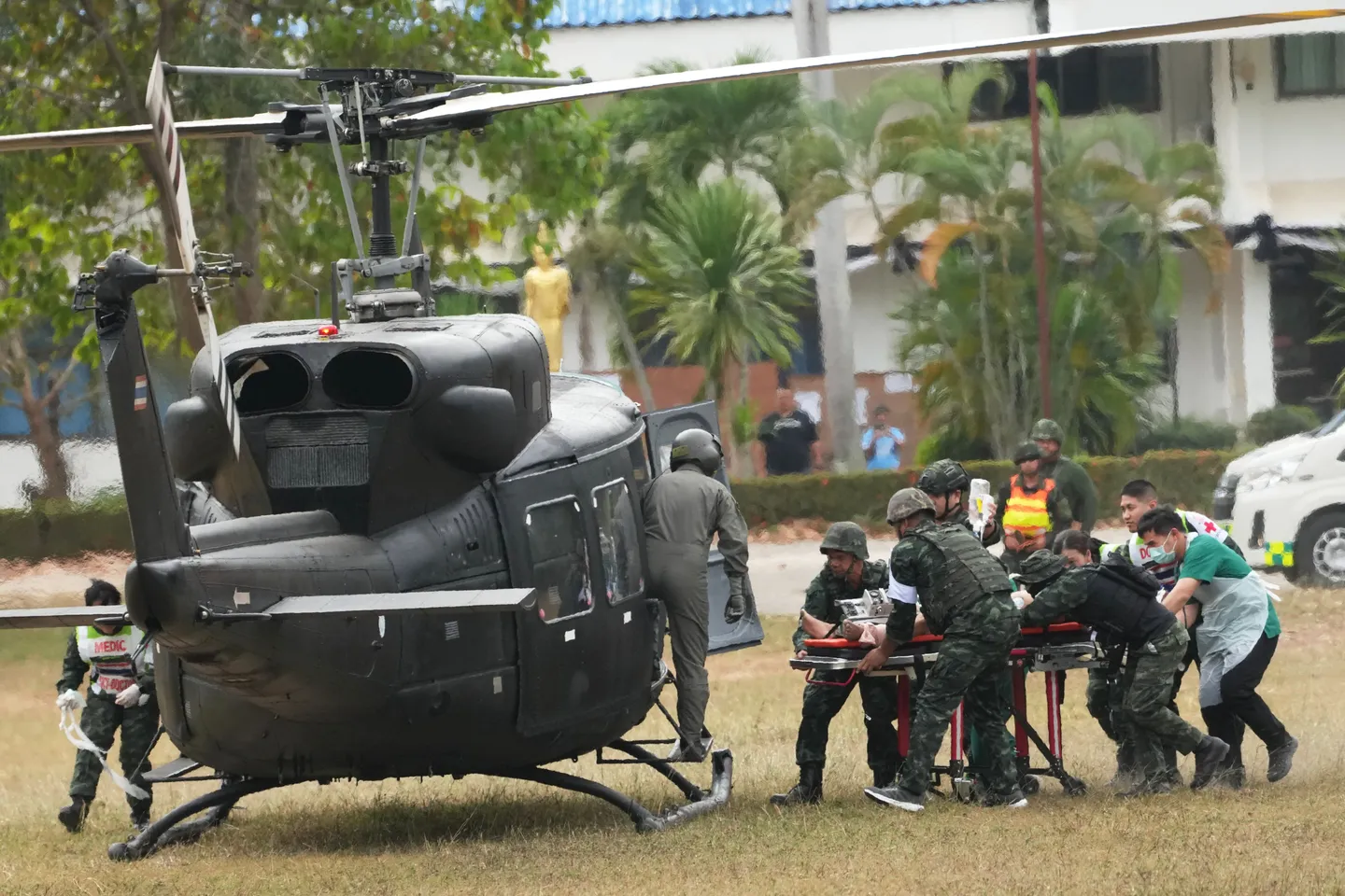 Fighting escalates on Thai–Cambodian border ahead of expected Trump call