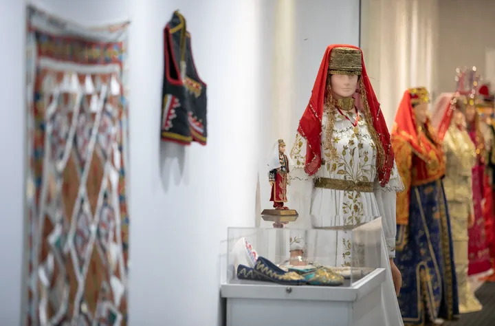 U Turskom kulturnom centru "Yunus Emre" u Zagrebu otvorena izložba "Imamo vjenčanje"