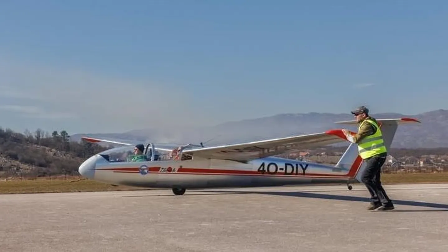 Srušila se jedrilica u Crnoj Gori, smrtno stradao instruktor