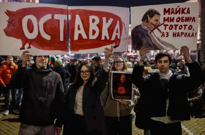 Desetine hiljada građana traže ostavku bugarske vlade