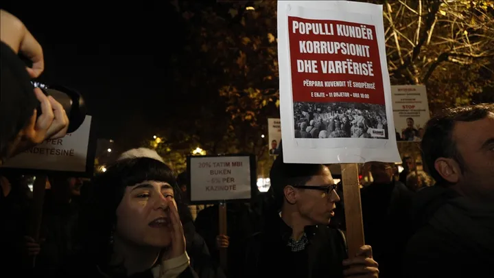 Shqipëri, mbahet protestë kundër "korrupsionit dhe varfërisë”