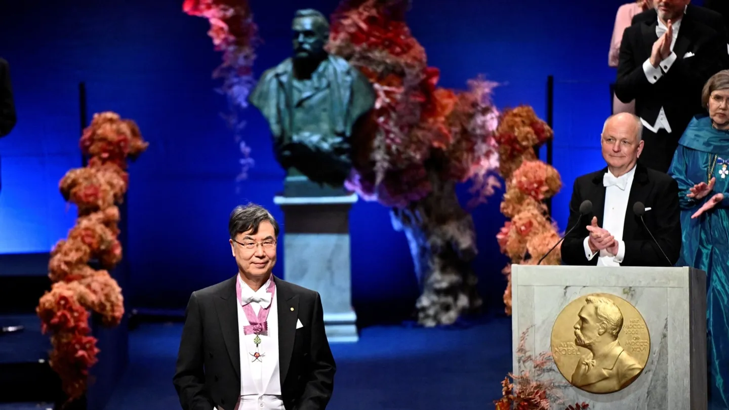 Yaponiya ğalimnäre meditsina häm ximiya buyınça Nobel bülägenä layıq buldı