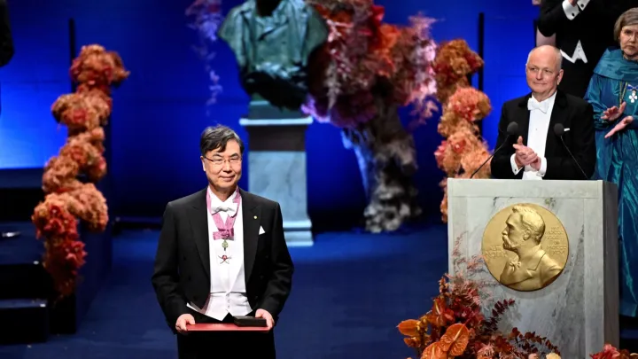 Yaponiya ğalimnäre meditsina häm ximiya buyınça Nobel bülägenä layıq buldı